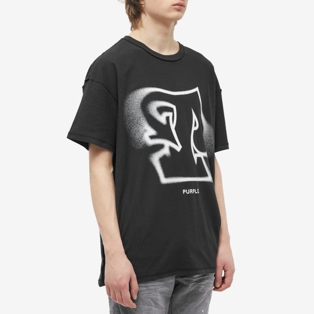 Purple Brand Mens Spray‎ P Logo Graphic T-Shirt Black SS2301TOP Size M